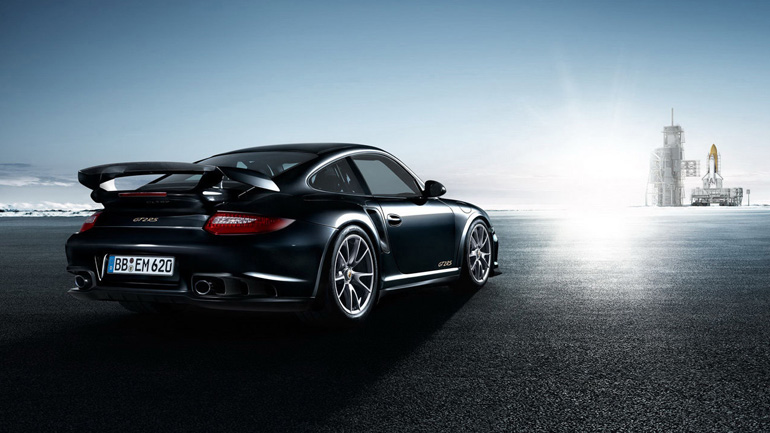 Επιστρέφει η «εκρηκτική» 911 GT2 RS
